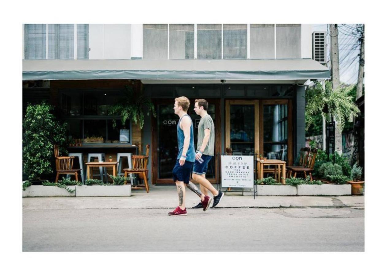 A Pousada Oon Poshtel X Cafe Chiang Mai Exterior foto