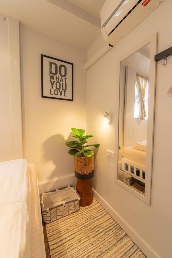 A Pousada Oon Poshtel X Cafe Chiang Mai Exterior foto